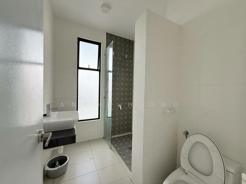 Bukit Indah Avenue 26 untuk Untuk Dijual - RM 899,000, Mac 2026 - Bathroom - PropertyGuru.com.my