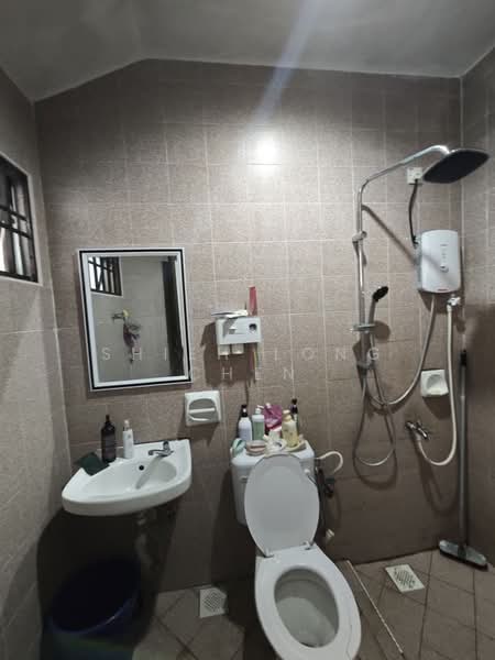 1-storey Terraced House for Sale in Taman Nusa Jaya Mas (Iskandar Puteri (Nusajaya)) - Shieh Long Chen - Bathroom - PropertyGuru.com.my