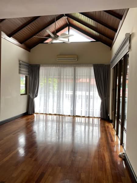 3-storey Terraced House for Sale in Sri Hartamas (Kuala Lumpur) - YL Tey - Living Room - PropertyGuru.com.my