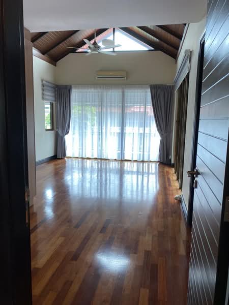 3-storey Terraced House for Sale in Sri Hartamas (Kuala Lumpur) - YL Tey - Living Room - PropertyGuru.com.my