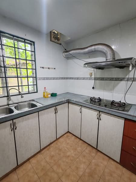 Terraced House for Sale in Kota Kemuning (Shah Alam) - Ai Ling Yee - Kitchen - PropertyGuru.com.my