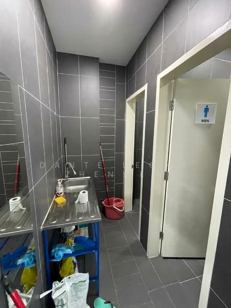 Nexis Biz Suite @ Sunway Nexis untuk Untuk Disewa - RM 4,500 /bulan, Mac 2026 - Bathroom - PropertyGuru.com.my