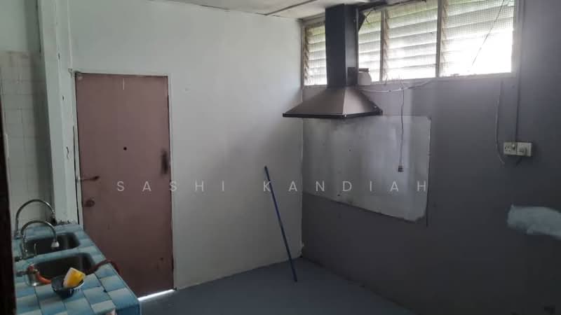2-storey Terraced House for Sale in Ampang Indah (Ampang) - Sashi Kandiah - Kitchen - PropertyGuru.com.my