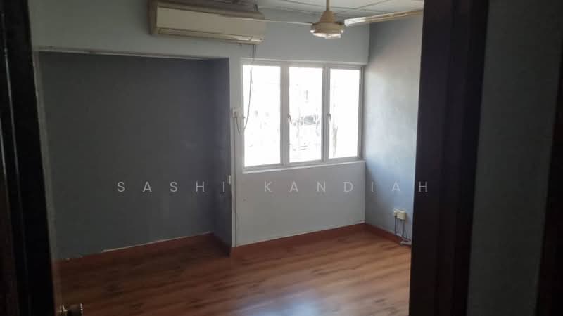 2-storey Terraced House for Sale in Ampang Indah (Ampang) - Sashi Kandiah - Interior - PropertyGuru.com.my