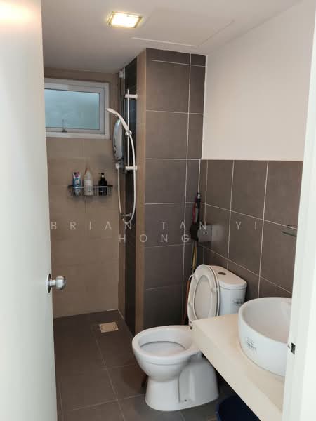 Condominium for Rent at First Residence (Residensi Unggul) - Brian Tan Yi Hong - Bathroom - PropertyGuru.com.my