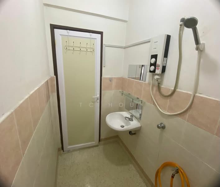 Apartment for Sale at Pangsapuri Seri Pinang - TC Hou - PropertyGuru.com.my