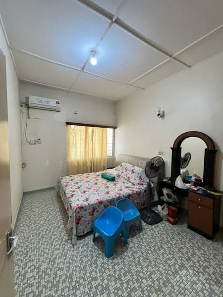 1-storey Terraced House for Rent in Kepong Baru (Kepong) - Ethan Loke - Bedroom - PropertyGuru.com.my