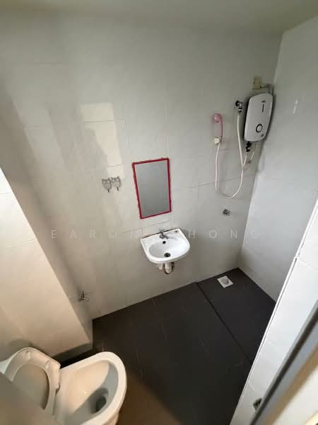 Apartment for Rent at Camellia Residences - Earon Chong - Bathroom - PropertyGuru.com.my