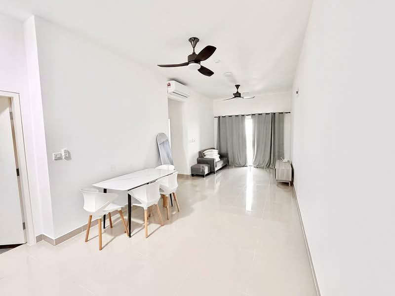 MKH Boulevard II untuk Untuk Disewa - RM 2,499 /bulan, Mac 2026 - Living Room - PropertyGuru.com.my