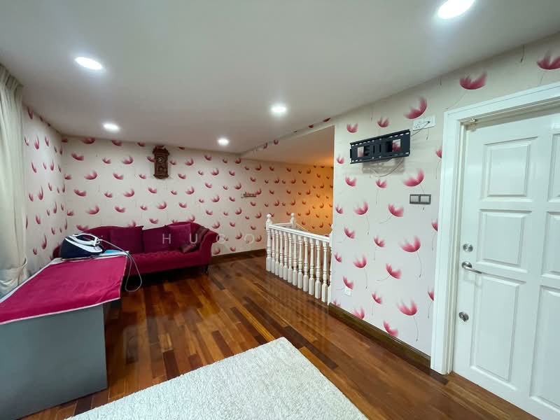 Taman Ampang Utama, Ampang Hilir, Taman U Thant untuk Untuk Disewa - RM 25,000 /bulan, Mac 2026 - Living Room - PropertyGuru.com.my