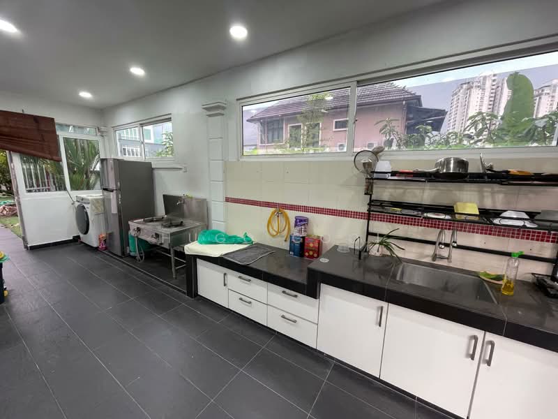 Taman Ampang Utama, Ampang Hilir, Taman U Thant untuk Untuk Disewa - RM 25,000 /bulan, Mac 2026 - Kitchen - PropertyGuru.com.my
