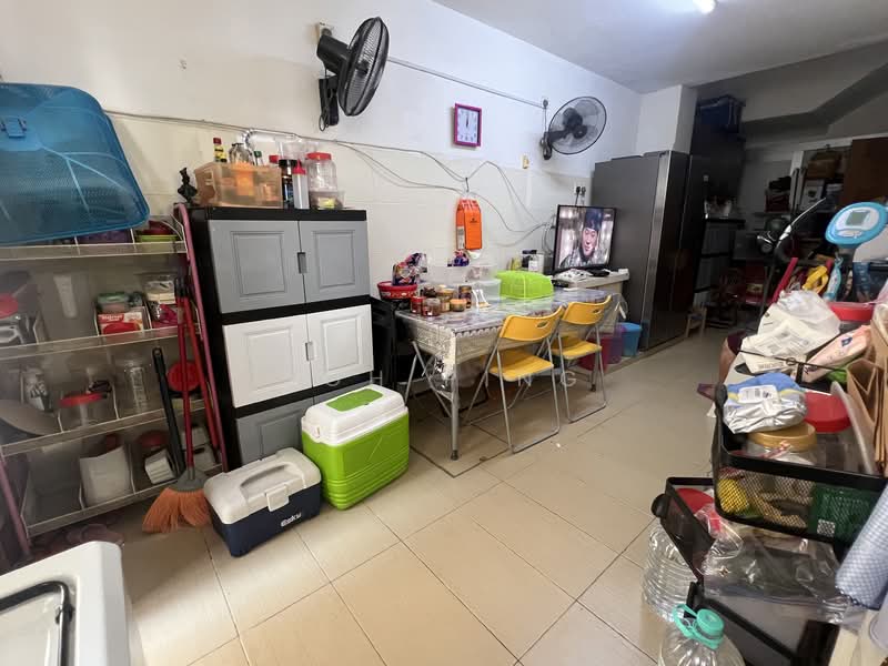 Usj 11 untuk Untuk Dijual - RM 880,000, Mac 2026 - Kitchen - PropertyGuru.com.my