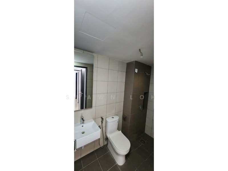 Service Residence for Sale at D'Quince Residences - Shawn Loh - Bathroom - PropertyGuru.com.my