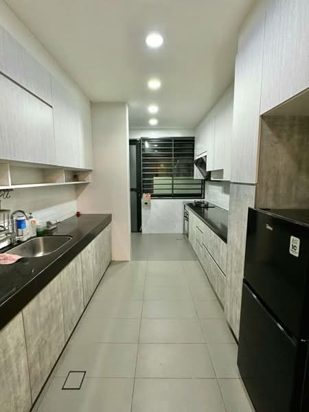 Terraced House for Rent in Johor Bahru (Johor) - Jia Xi - Kitchen - PropertyGuru.com.my