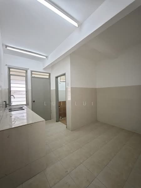 Pulai Jaya untuk Untuk Disewa - RM 1,900 /bulan, Mac 2026 - Kitchen - PropertyGuru.com.my