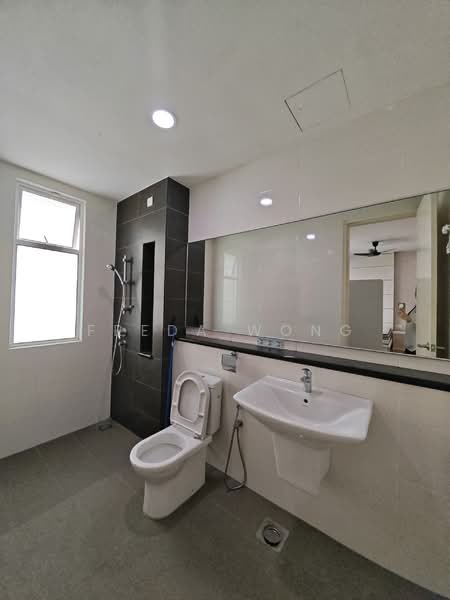 Phase 12A @ Precinct 12 Desa Tebrau untuk Untuk Dijual - RM 4,688,000, Apr 2026 - Bathroom - PropertyGuru.com.my