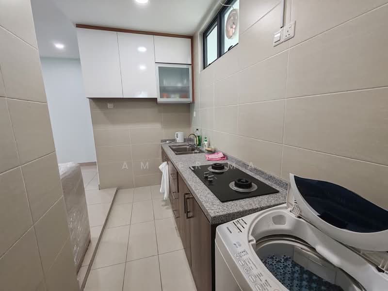 Service Residence for Sale at D'Secret Garden (Pangsapuri Kempas Indah) - Amber Ma - Kitchen - PropertyGuru.com.my