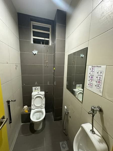 Shop / Office for Rent in George Town (Penang) - A Ee Ee - Bathroom - PropertyGuru.com.my