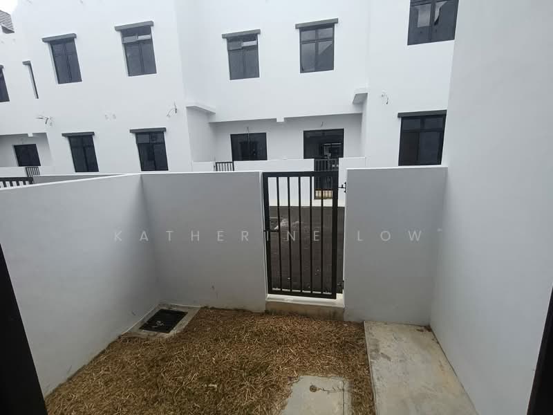 2-storey Terraced House for Sale in Taman Dato Onn (Johor Bahru) - Katherine Low - Exterior - PropertyGuru.com.my