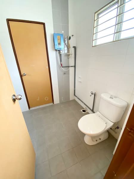 Setia Alam Double Storey 20x70 Partially Furnished Setia Impian House For Sale untuk Untuk Disewa - RM 2,000 /bulan, Mac 2026 - Bathroom - PropertyGuru.com.my
