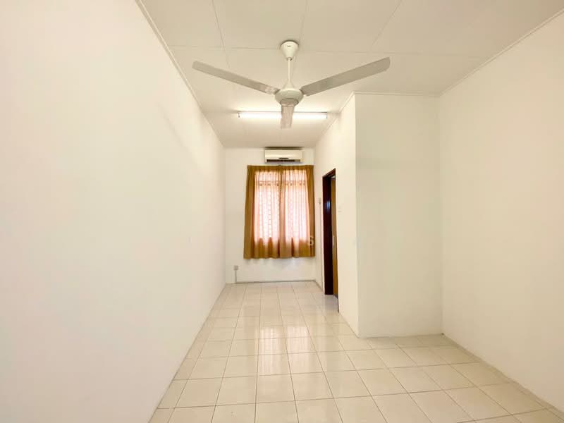 Setia Alam Double Storey 20x70 Partially Furnished Setia Impian House For Sale untuk Untuk Disewa - RM 2,000 /bulan, Mac 2026 - Interior - PropertyGuru.com.my