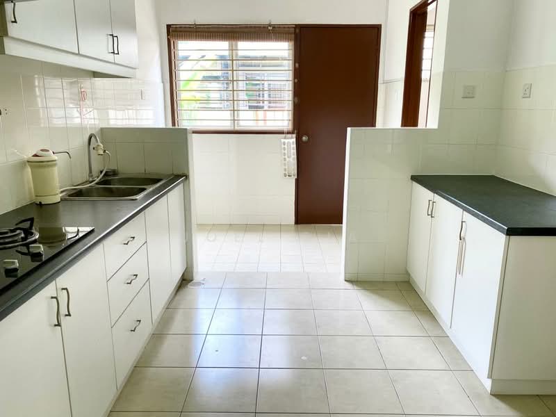 Setia Alam Double Storey 20x70 Partially Furnished Setia Impian House For Sale untuk Untuk Disewa - RM 2,000 /bulan, Mac 2026 - Kitchen - PropertyGuru.com.my