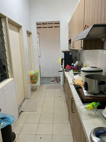 Emerald Garden, Kota Emerald, Rawang untuk Untuk Dijual - RM 1,080,000, Mac 2026 - Kitchen - PropertyGuru.com.my