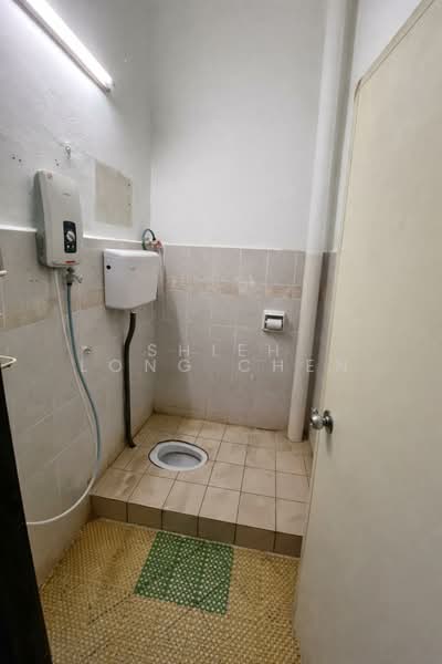 1-storey Terraced House for Sale in Taman Nusa Bestari 2 (Iskandar Puteri (Nusajaya)) - Shieh Long Chen - Bathroom - PropertyGuru.com.my