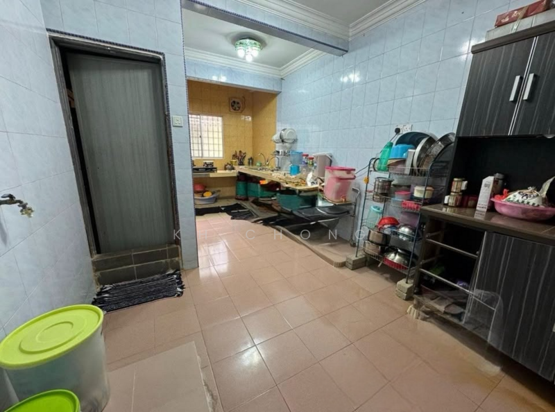 2-storey Terraced House for Sale in Pekan Meru (Kapar) - KH Chong - Kitchen - PropertyGuru.com.my