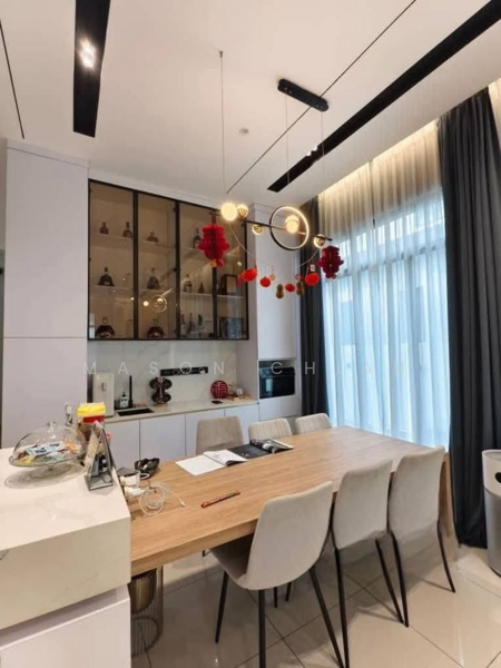 Cluster House for Sale in Canary Garden (Klang) - Mason Chiah - Dining Room - PropertyGuru.com.my