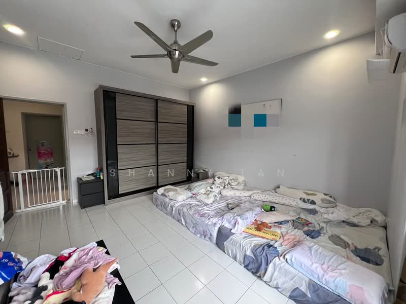 2-storey Terraced House for Sale in Bandar Sungai Long (Selangor) - Shanny Tan - Bedroom - PropertyGuru.com.my