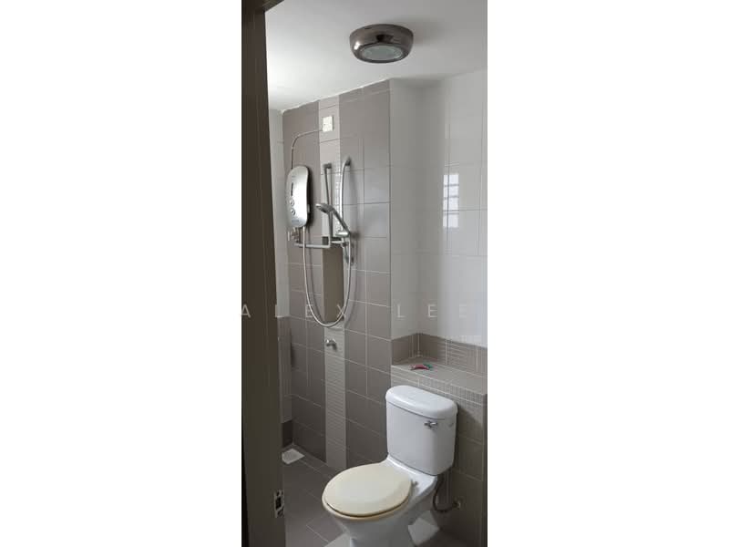 Rumah Teres 2 Tingkat untuk Dijual di Setia Alam (Selangor) - Alex Lee - Bathroom - PropertyGuru.com.my