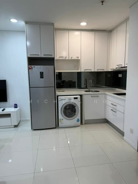 Mercu Summer Suites untuk Untuk Disewa - RM 2,700 /bulan, Mac 2026 - Kitchen - PropertyGuru.com.my