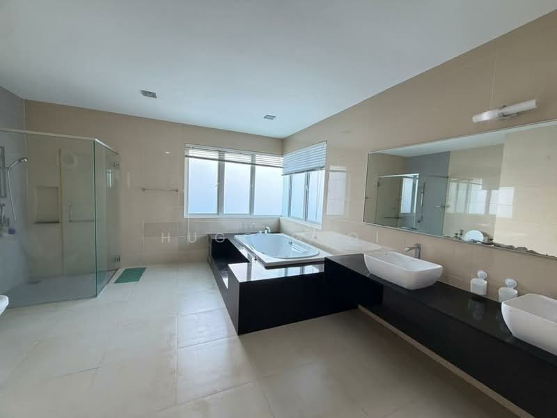Semi-Detached House for Sale in Ampang (Selangor) - Hugo Gooi - Bathroom - PropertyGuru.com.my