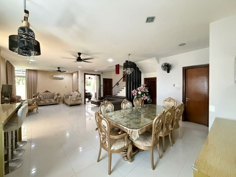 Semi-Detached House for Sale in Ampang (Selangor) - Hugo Gooi - Living Room - PropertyGuru.com.my