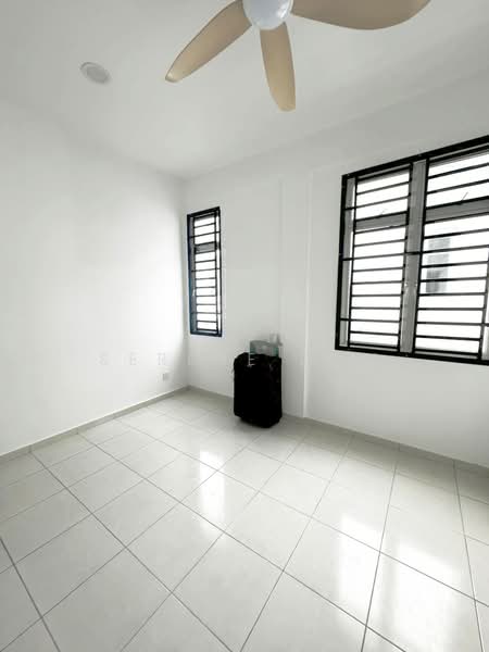 Cluster House for Sale in Pulai (Johor) - Serene Low - PropertyGuru.com.my