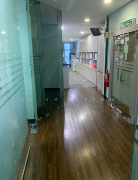 Shop / Office for Rent in Kampung Sungai Kayu Ara (Petaling Jaya) - Valerie Tang - Corridor - PropertyGuru.com.my