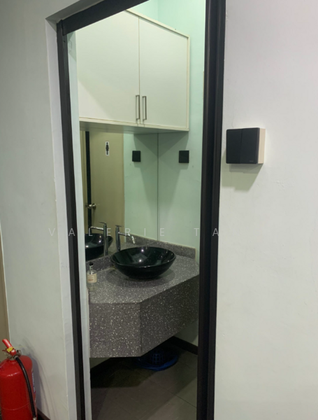 Shop / Office for Rent in Kampung Sungai Kayu Ara (Petaling Jaya) - Valerie Tang - Bathroom - PropertyGuru.com.my