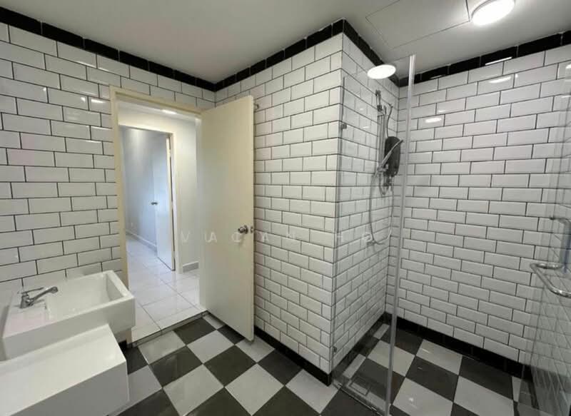 E'Island Lake Haven untuk Untuk Disewa - RM 1,900 /bulan, Mac 2026 - Bathroom - PropertyGuru.com.my