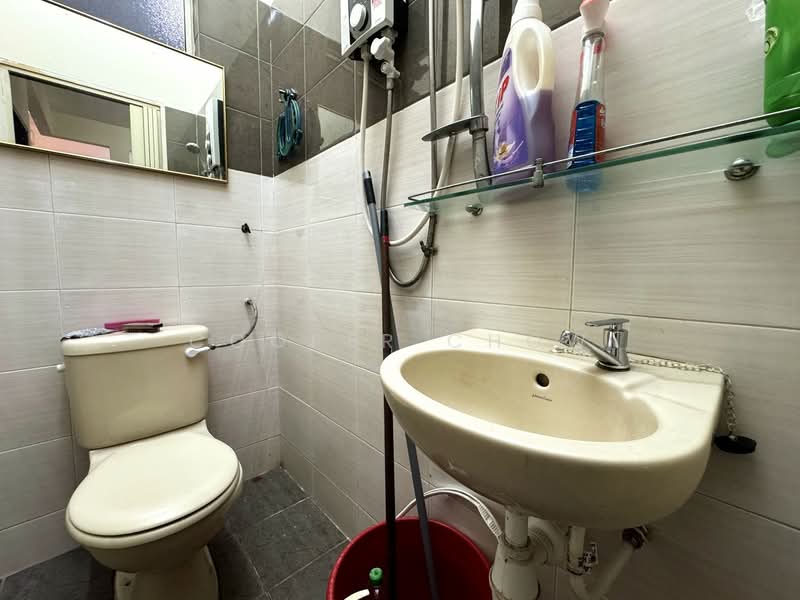 2-storey Terraced House for Sale in SS1 (Petaling Jaya) - Cooper Chow - Bathroom - PropertyGuru.com.my