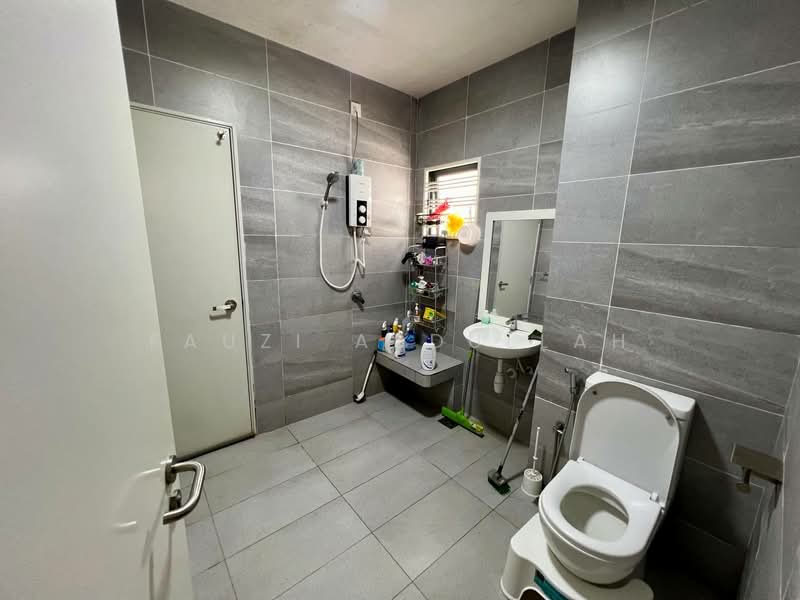 Terraced House for Sale in Sejati Residences (Cyberjaya) - Fauzi Abdullah - Bathroom - PropertyGuru.com.my