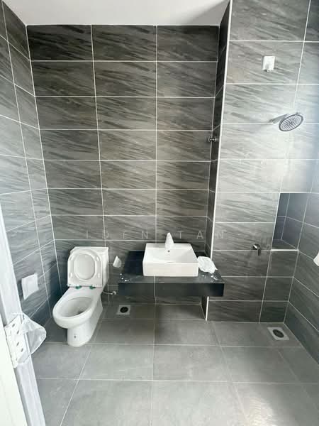 Cluster House for Sale in Johor Bahru (Johor) - Iden Tan - Bathroom - PropertyGuru.com.my