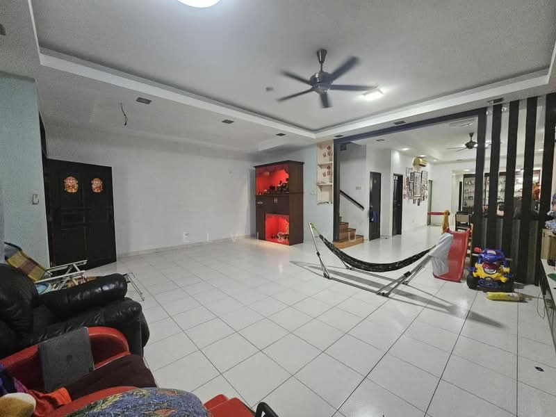 Semi-Detached House for Sale in Skudai (Johor) - Elvis Ku - Living Room - PropertyGuru.com.my