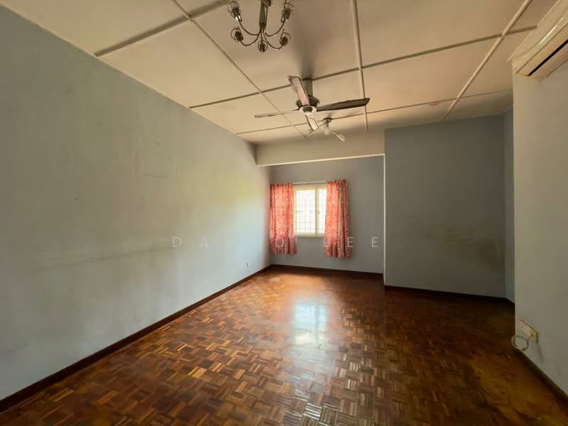 2.5-storey Terraced House for Sale in Bandar Country Homes (Rawang) - David Lee - Interior - PropertyGuru.com.my