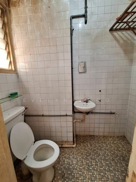 Apartment for Sale at Merdeka View Apartment - Evelyn Khoo - Bathroom - PropertyGuru.com.my