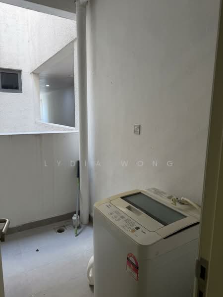 Sfera Residency untuk Untuk Disewa - RM 2,000 /bulan, Mac 2026 - Balcony - PropertyGuru.com.my