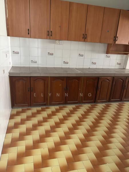 Jalan Bangau , Puchong Jaya untuk Untuk Disewa - RM 1,500 /bulan, Mac 2026 - PropertyGuru.com.my