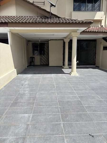 Jalan Bangau , Puchong Jaya untuk Untuk Disewa - RM 1,500 /bulan, Mac 2026 - PropertyGuru.com.my