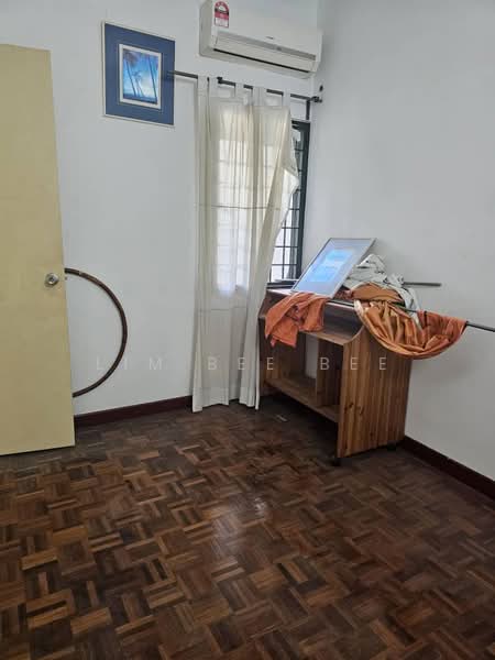 Apartment for Sale at Seri Kasturi - Lim Bee Bee - Bedroom - PropertyGuru.com.my