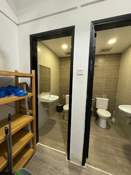 Pejabat untuk Disewa di Bangsar (Kuala Lumpur) - Desmond Low - Bathroom - PropertyGuru.com.my